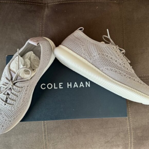 COLE HAAN Women's 2.ZERØGRAND Stitchlite Wingtip Oxfords - Picture 4 of 4